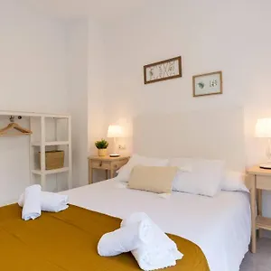 Apartamento Tgh/ Victoria Center 3a, Málaga